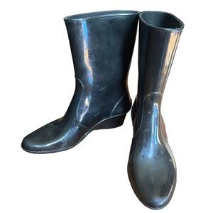 Salvatore Ferragamo Black Rainboots 8